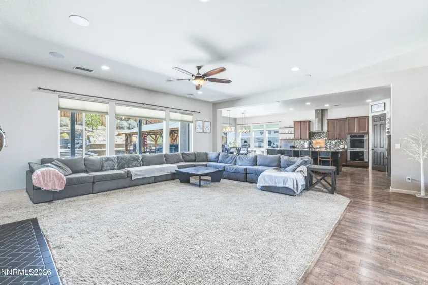 11720 Terra Linda, Sparks, Nevada 89441, 5 Bedrooms Bedrooms, ,3 BathroomsBathrooms,Residential,Residential,Terra Linda,0,260013239