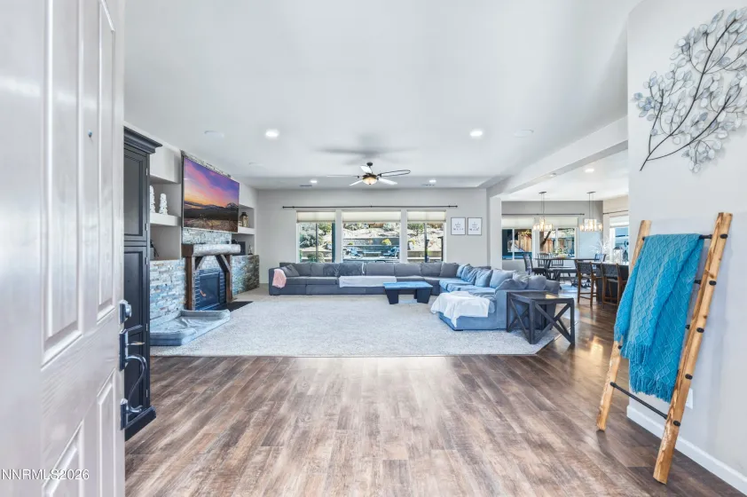 11720 Terra Linda, Sparks, Nevada 89441, 5 Bedrooms Bedrooms, ,3 BathroomsBathrooms,Residential,Residential,Terra Linda,0,260013239