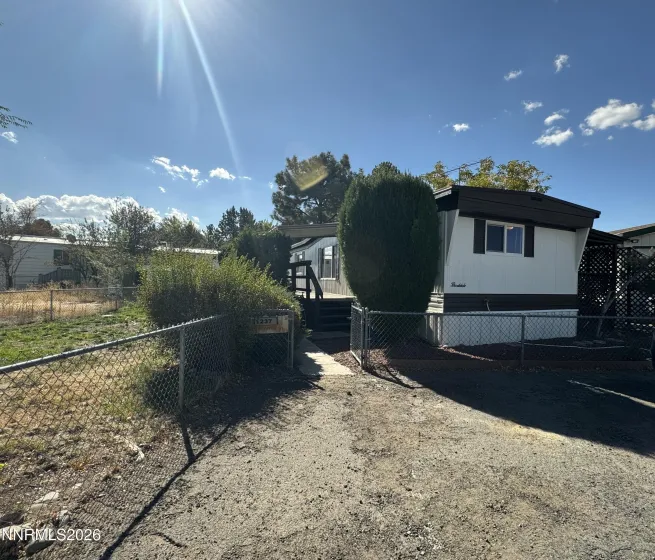 1237 Kingslane, Gardnerville, Nevada 89410, 2 Bedrooms Bedrooms, ,1 BathroomBathrooms,Residential,Residential,Kingslane,0,260013245