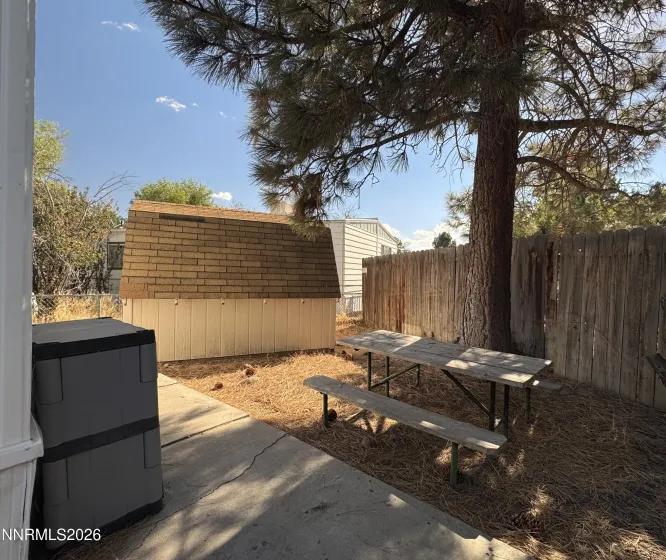 1237 Kingslane, Gardnerville, Nevada 89410, 2 Bedrooms Bedrooms, ,1 BathroomBathrooms,Residential,Residential,Kingslane,0,260013245