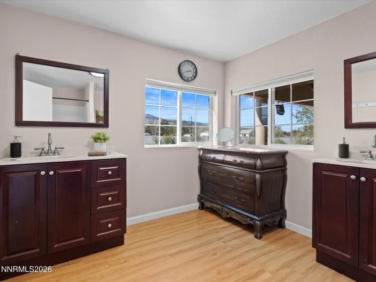 3575 Lyon, Washoe Valley, Nevada 89704, 3 Bedrooms Bedrooms, ,2 BathroomsBathrooms,Residential,Residential,Lyon,0,260013248