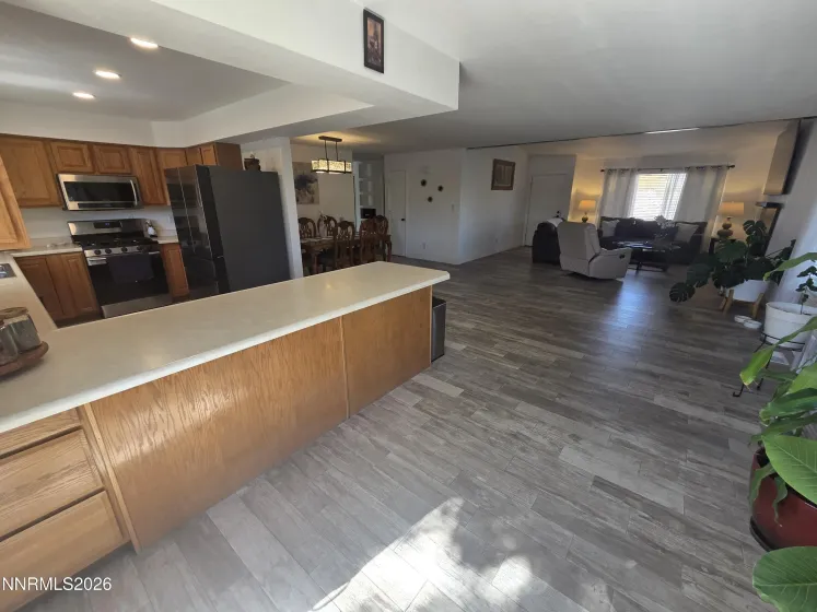 997 Spanish Springs, Sparks, Nevada 89434, 4 Bedrooms Bedrooms, ,2 BathroomsBathrooms,Residential,Residential,Spanish Springs,0,260013251