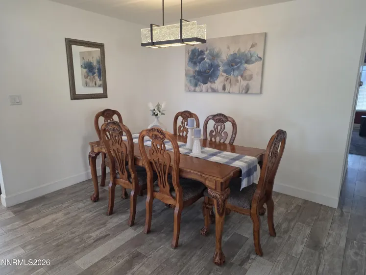 997 Spanish Springs, Sparks, Nevada 89434, 4 Bedrooms Bedrooms, ,2 BathroomsBathrooms,Residential,Residential,Spanish Springs,0,260013251