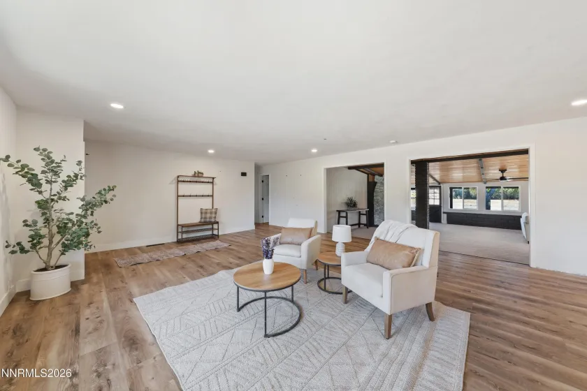 829 Lyell, Gardnerville, Nevada 89460, 4 Bedrooms Bedrooms, ,3 BathroomsBathrooms,Residential,Residential,Lyell,0,260013254