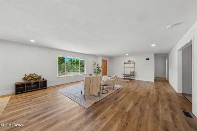 829 Lyell, Gardnerville, Nevada 89460, 4 Bedrooms Bedrooms, ,3 BathroomsBathrooms,Residential,Residential,Lyell,0,260013254
