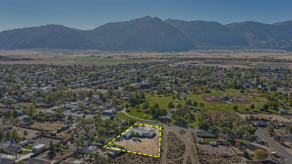 829 Lyell, Gardnerville, Nevada 89460, 4 Bedrooms Bedrooms, ,3 BathroomsBathrooms,Residential,Residential,Lyell,0,260013254