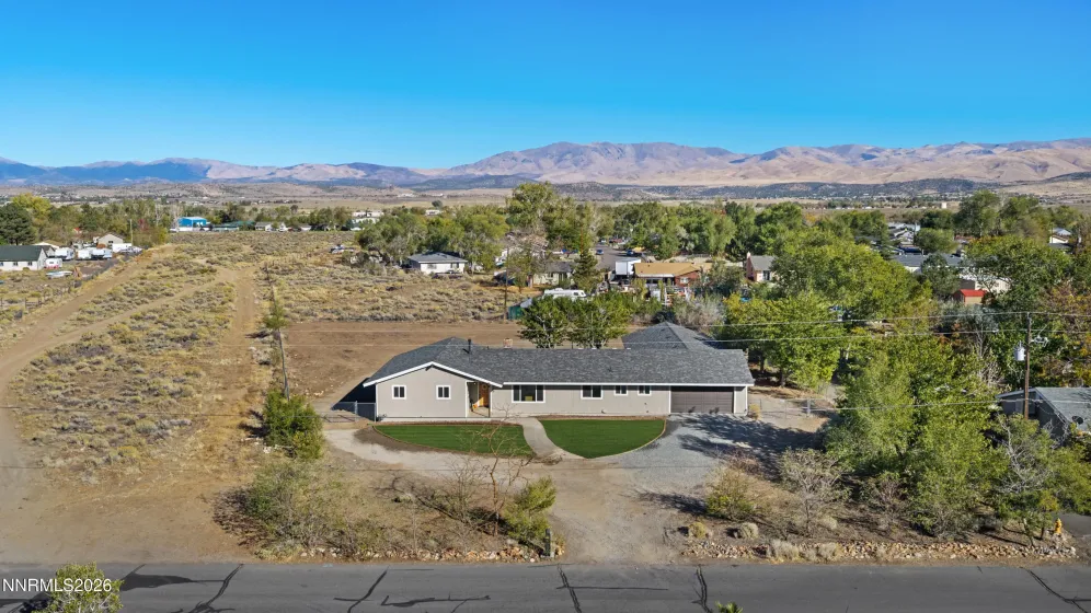 829 Lyell, Gardnerville, Nevada 89460, 4 Bedrooms Bedrooms, ,3 BathroomsBathrooms,Residential,Residential,Lyell,0,260013254
