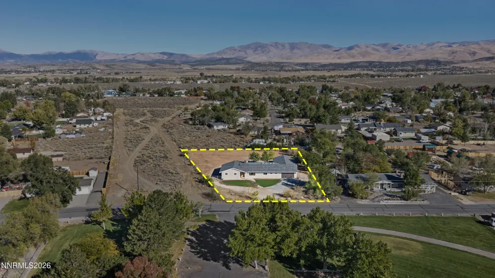 829 Lyell, Gardnerville, Nevada 89460, 4 Bedrooms Bedrooms, ,3 BathroomsBathrooms,Residential,Residential,Lyell,0,260013254