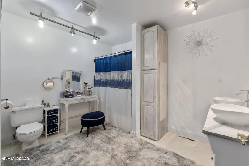 26905 Fetlock, Reno, Nevada 89508, 3 Bedrooms Bedrooms, ,2 BathroomsBathrooms,Residential,Residential,Fetlock,0,260013260