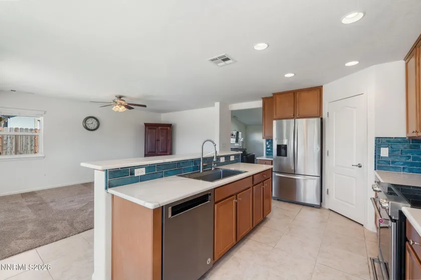 1237 Stratton, Dayton, Nevada 89403, 4 Bedrooms Bedrooms, ,2 BathroomsBathrooms,Residential,Residential,Stratton,0,260013267