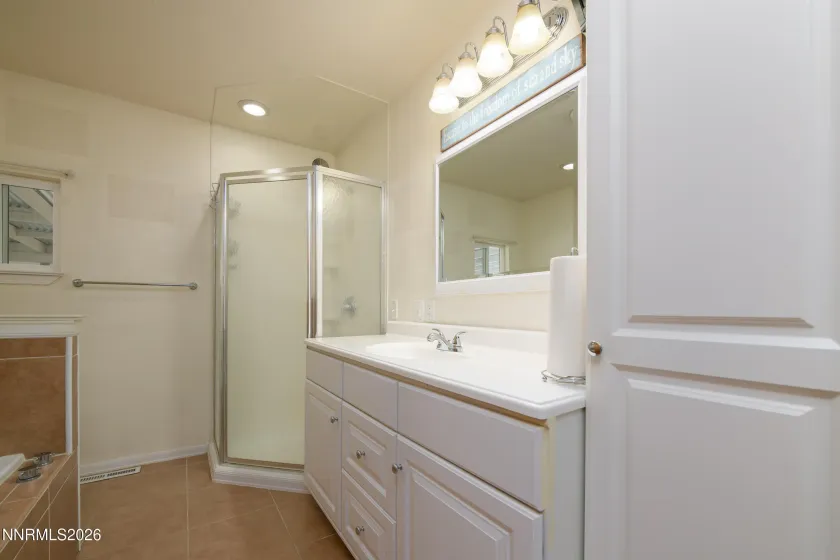 890 Sunset, Fallon, Nevada 89406, 2 Bedrooms Bedrooms, ,2 BathroomsBathrooms,Residential,Residential,Sunset,0,260013280