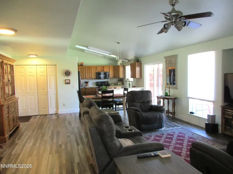 3604 Haystack, Carson City, Nevada 89705, 3 Bedrooms Bedrooms, ,2 BathroomsBathrooms,Residential,Residential,Haystack,0,260013282