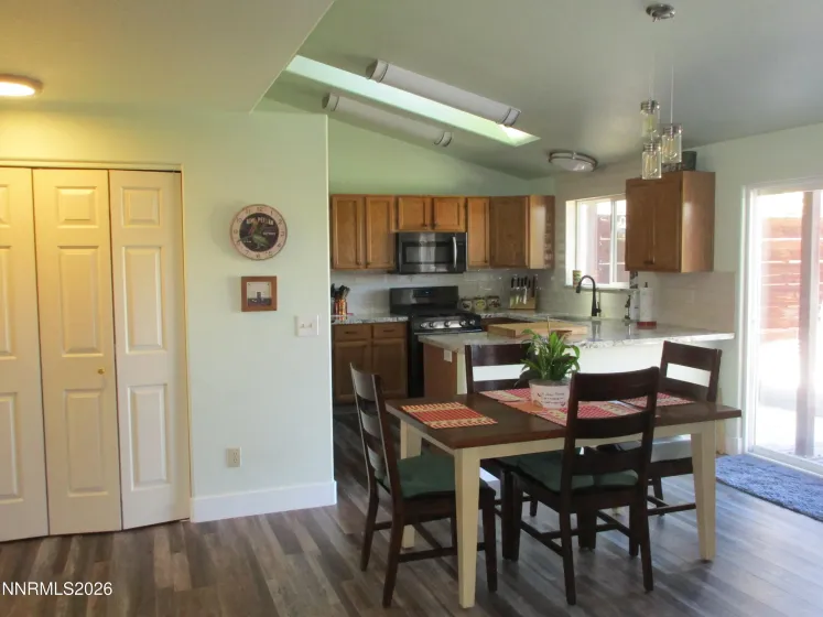 3604 Haystack, Carson City, Nevada 89705, 3 Bedrooms Bedrooms, ,2 BathroomsBathrooms,Residential,Residential,Haystack,0,260013282