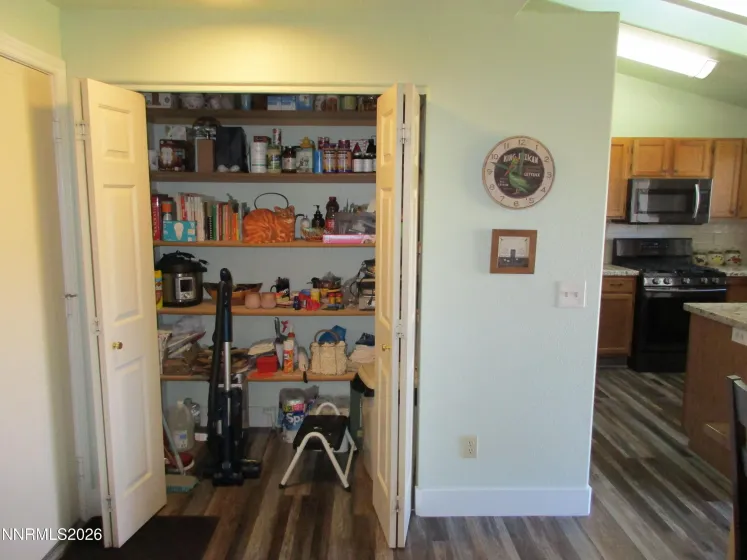 3604 Haystack, Carson City, Nevada 89705, 3 Bedrooms Bedrooms, ,2 BathroomsBathrooms,Residential,Residential,Haystack,0,260013282