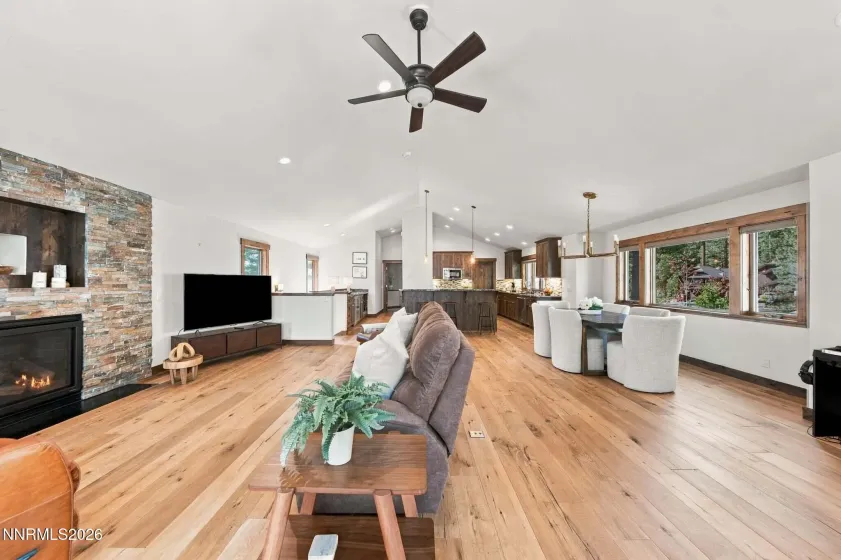 760 Rosewood, Incline Village, Nevada 89451, 4 Bedrooms Bedrooms, ,4 BathroomsBathrooms,Residential,Residential,Rosewood,0,260013284