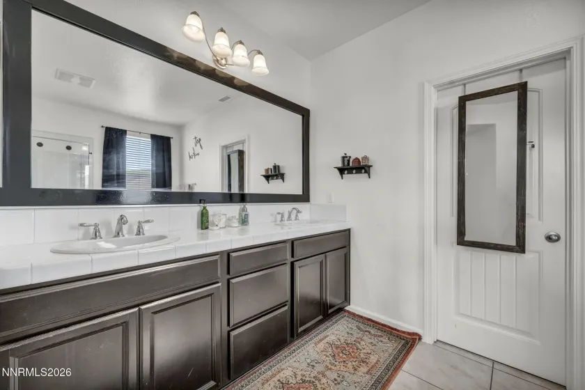 2120 Hope Valley, Reno, Nevada 89521, 3 Bedrooms Bedrooms, ,3 BathroomsBathrooms,Residential,Residential,Hope Valley,0,260013285