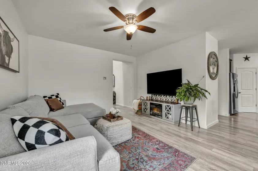 2120 Hope Valley, Reno, Nevada 89521, 3 Bedrooms Bedrooms, ,3 BathroomsBathrooms,Residential,Residential,Hope Valley,0,260013285