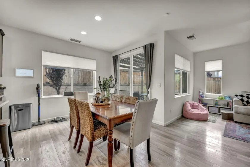 2120 Hope Valley, Reno, Nevada 89521, 3 Bedrooms Bedrooms, ,3 BathroomsBathrooms,Residential,Residential,Hope Valley,0,260013285