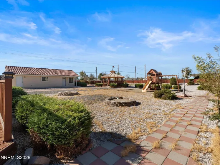 1515 Getto, Fallon, Nevada 89406, 4 Bedrooms Bedrooms, ,3 BathroomsBathrooms,Residential,Residential,Getto,0,260013292
