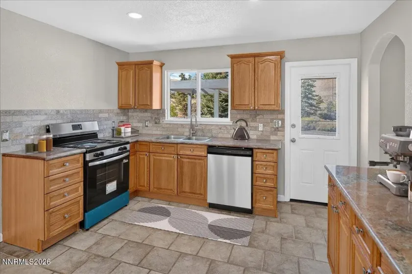 10605 Bighorn, Reno, Nevada 89508, 3 Bedrooms Bedrooms, ,2 BathroomsBathrooms,Residential,Residential,Bighorn,0,260013293