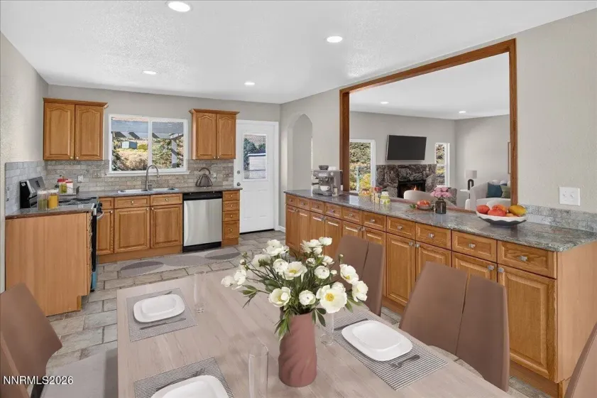 10605 Bighorn, Reno, Nevada 89508, 3 Bedrooms Bedrooms, ,2 BathroomsBathrooms,Residential,Residential,Bighorn,0,260013293