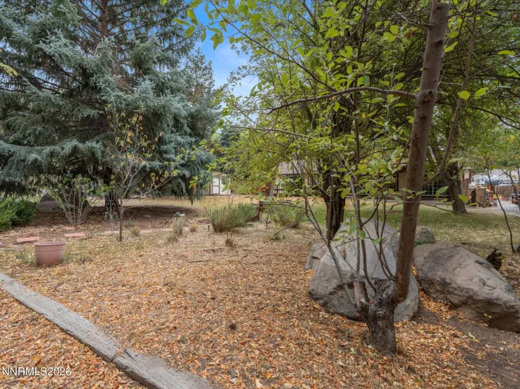 12590 Creek Crest, Reno, Nevada 89511, 3 Bedrooms Bedrooms, ,2 BathroomsBathrooms,Residential,Residential,Creek Crest,0,260013294