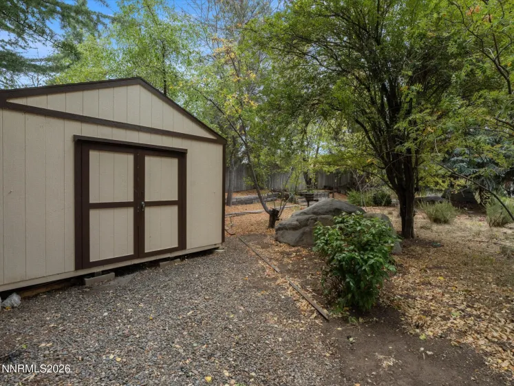 12590 Creek Crest, Reno, Nevada 89511, 3 Bedrooms Bedrooms, ,2 BathroomsBathrooms,Residential,Residential,Creek Crest,0,260013294