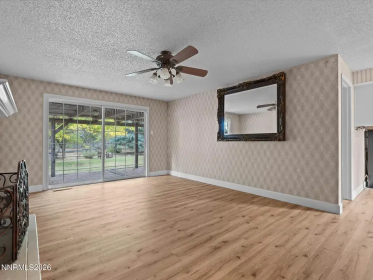 12590 Creek Crest, Reno, Nevada 89511, 3 Bedrooms Bedrooms, ,2 BathroomsBathrooms,Residential,Residential,Creek Crest,0,260013294