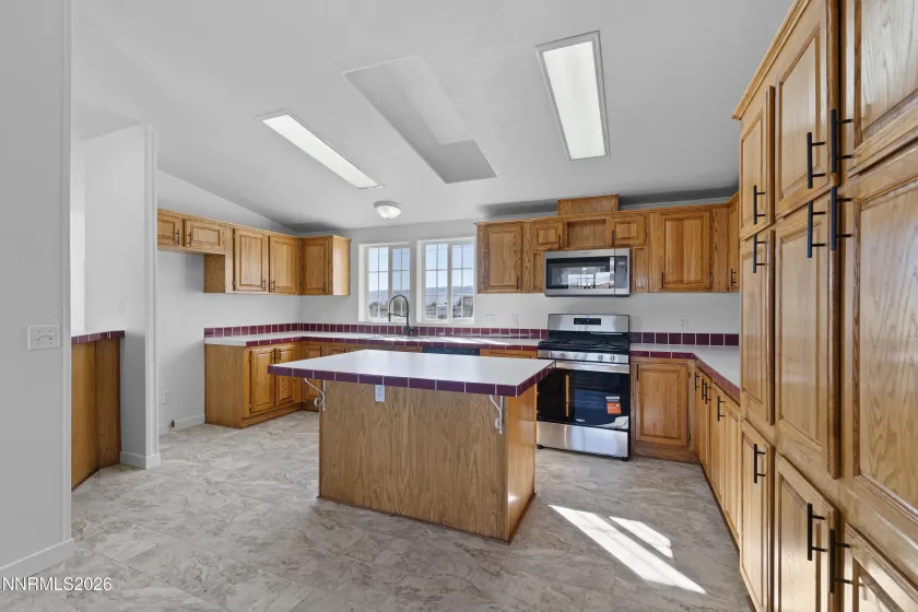 2590 4th, Silver Springs, Nevada 89429, 3 Bedrooms Bedrooms, ,2 BathroomsBathrooms,Residential,Residential,4th,0,260013300