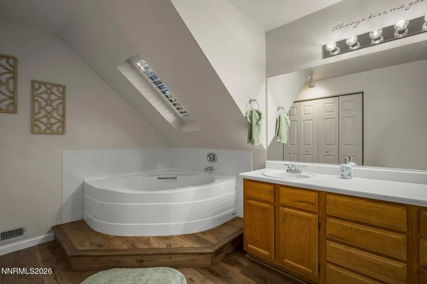 440 Aswan, Sparks, Nevada 89441, 3 Bedrooms Bedrooms, ,3 BathroomsBathrooms,Residential,Residential,Aswan,0,260013302