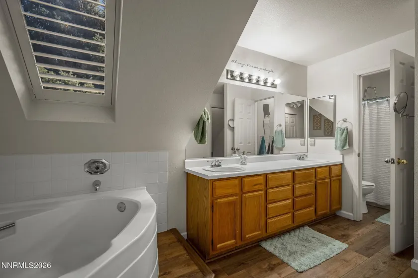 440 Aswan, Sparks, Nevada 89441, 3 Bedrooms Bedrooms, ,3 BathroomsBathrooms,Residential,Residential,Aswan,0,260013302