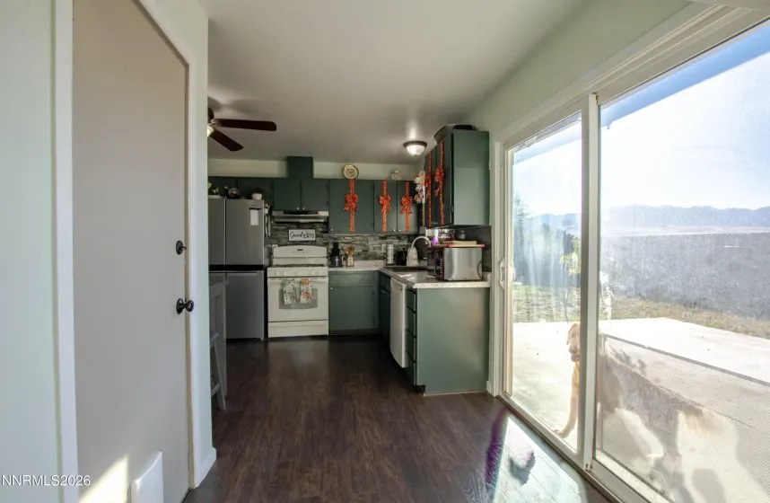 613 Camelot, Winnemucca, Nevada 89445, 3 Bedrooms Bedrooms, ,1 BathroomBathrooms,Residential,Residential,Camelot,0,260013304