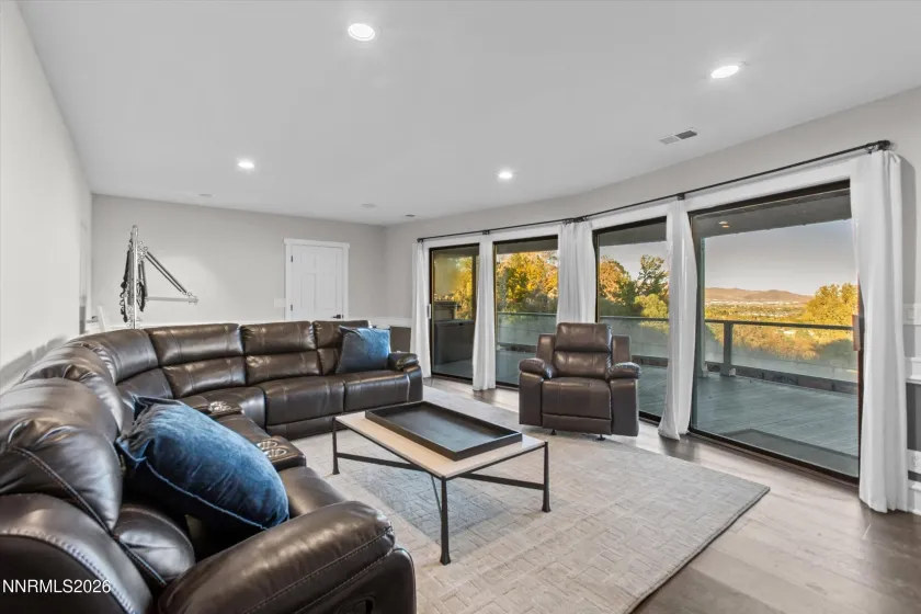 13 Canyon, Carson City, Nevada 89703, 4 Bedrooms Bedrooms, ,5 BathroomsBathrooms,Residential,Residential,Canyon,0,260013305