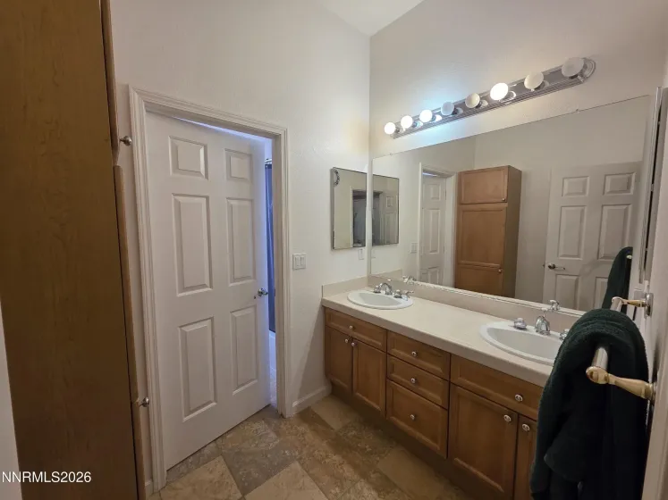 7677 Bareback, Sparks, Nevada 89436, 5 Bedrooms Bedrooms, ,3 BathroomsBathrooms,Residential,Residential,Bareback,0,260013307