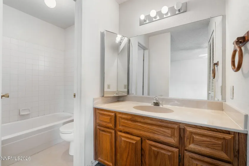 3409 Ridgecrest, Reno, Nevada 89512, 2 Bedrooms Bedrooms, ,3 BathroomsBathrooms,Residential,Residential,Ridgecrest,0,260013309
