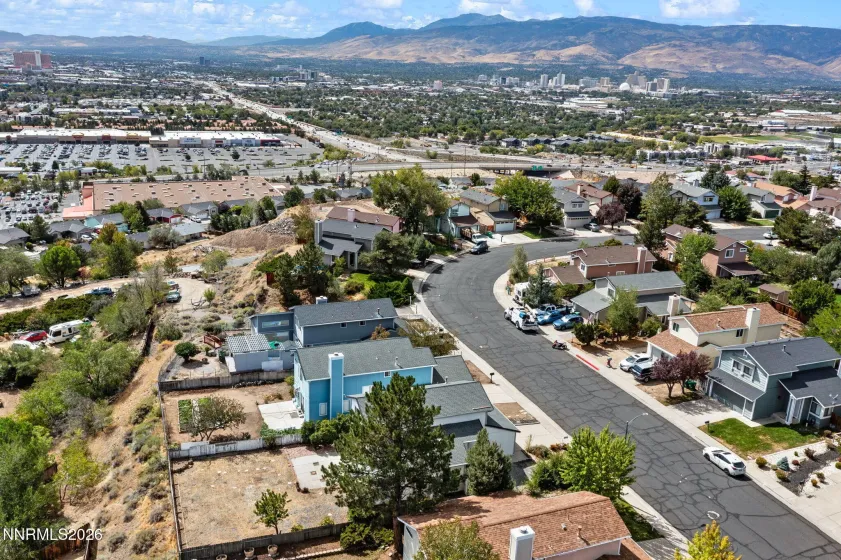 3409 Ridgecrest, Reno, Nevada 89512, 2 Bedrooms Bedrooms, ,3 BathroomsBathrooms,Residential,Residential,Ridgecrest,0,260013309