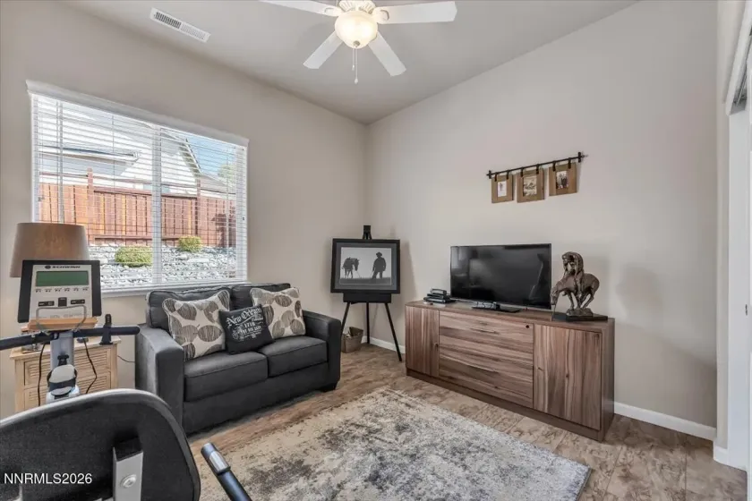7400 Lacerta, Sparks, Nevada 89436, 4 Bedrooms Bedrooms, ,2 BathroomsBathrooms,Residential,Residential,Lacerta,0,260013311