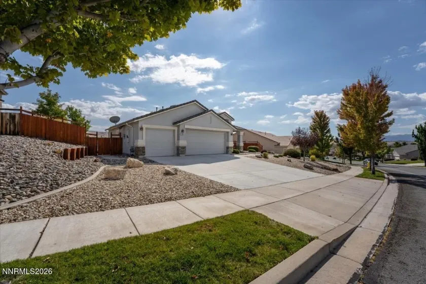 7400 Lacerta, Sparks, Nevada 89436, 4 Bedrooms Bedrooms, ,2 BathroomsBathrooms,Residential,Residential,Lacerta,0,260013311