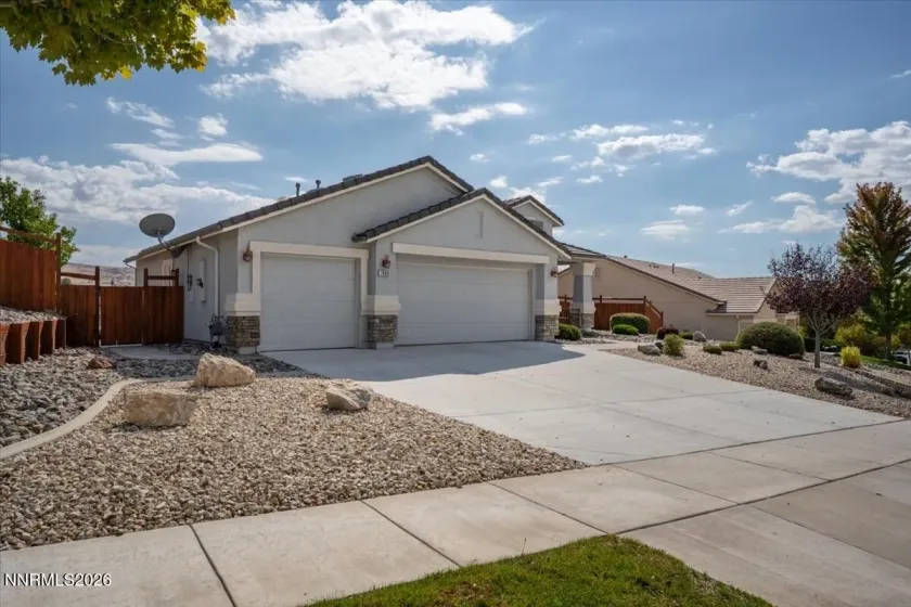 7400 Lacerta, Sparks, Nevada 89436, 4 Bedrooms Bedrooms, ,2 BathroomsBathrooms,Residential,Residential,Lacerta,0,260013311