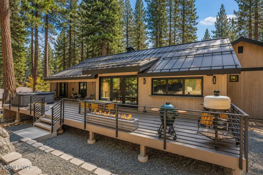 896 Donna, Incline Village, Nevada 89451, 3 Bedrooms Bedrooms, ,3 BathroomsBathrooms,Residential,Residential,Donna,0,260013315