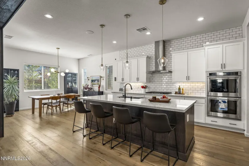 900 Providence, Reno, Nevada 89521, 5 Bedrooms Bedrooms, ,5 BathroomsBathrooms,Residential,Residential,Providence,0,260013323