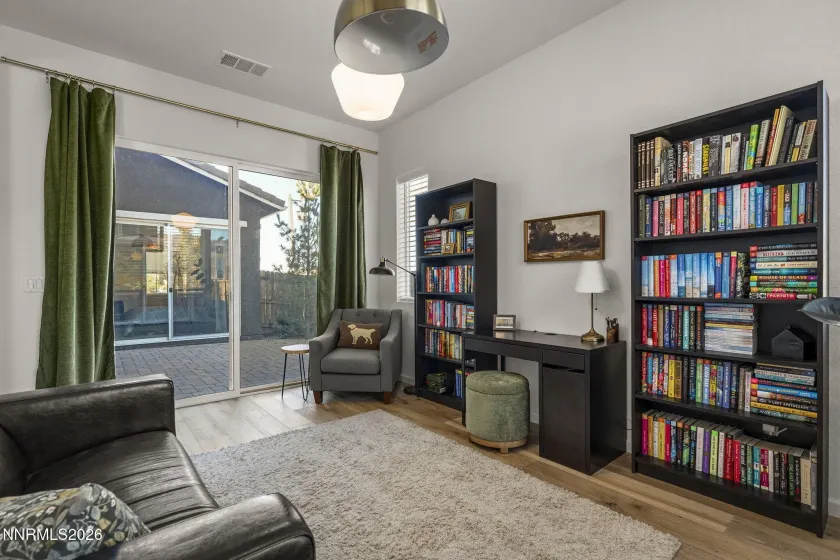 900 Providence, Reno, Nevada 89521, 5 Bedrooms Bedrooms, ,5 BathroomsBathrooms,Residential,Residential,Providence,0,260013323