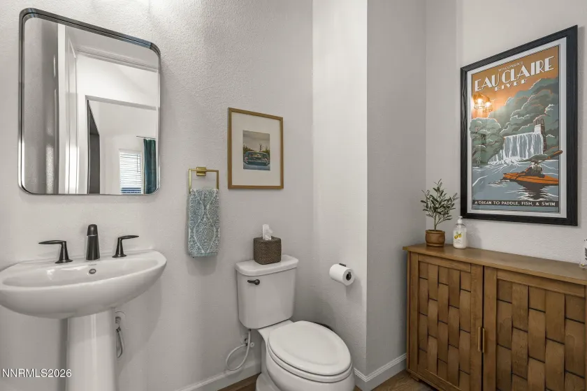 900 Providence, Reno, Nevada 89521, 5 Bedrooms Bedrooms, ,5 BathroomsBathrooms,Residential,Residential,Providence,0,260013323