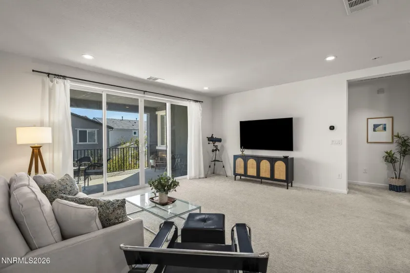 900 Providence, Reno, Nevada 89521, 5 Bedrooms Bedrooms, ,5 BathroomsBathrooms,Residential,Residential,Providence,0,260013323