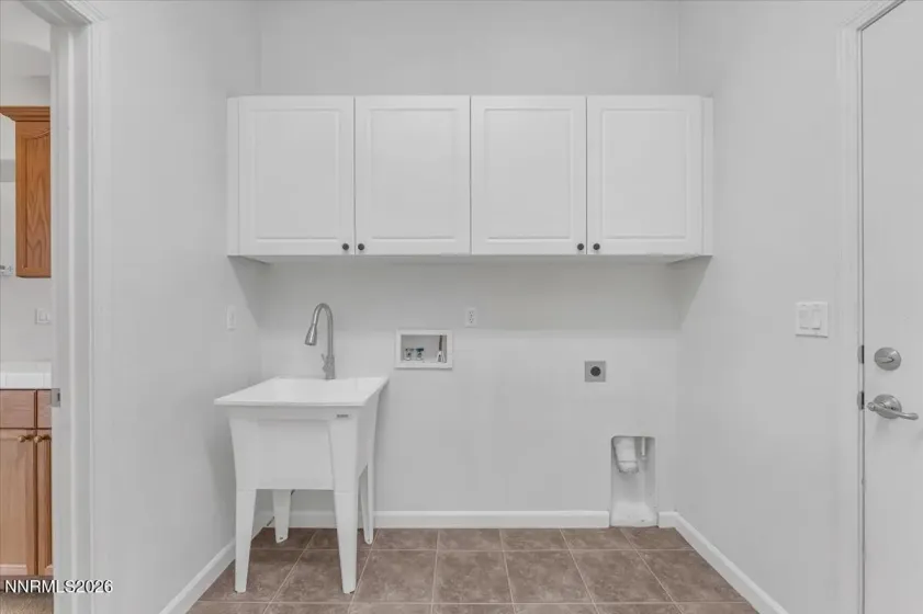 1346 Grassland, Dayton, Nevada 89403, 3 Bedrooms Bedrooms, ,2 BathroomsBathrooms,Residential,Residential,Grassland,0,260013324