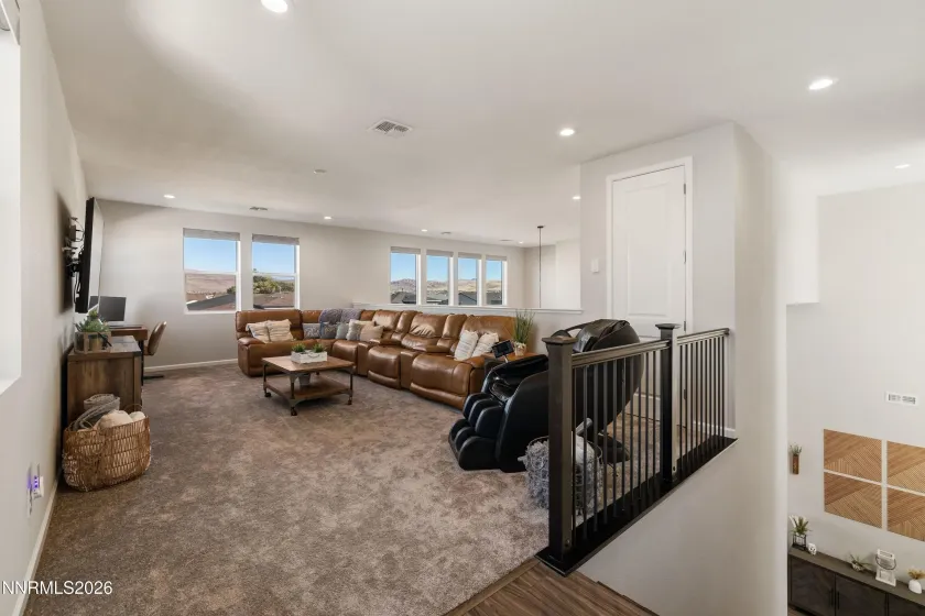 7516 Nautilus, Sparks, Nevada 89436, 4 Bedrooms Bedrooms, ,4 BathroomsBathrooms,Residential,Residential,Nautilus,0,260013328