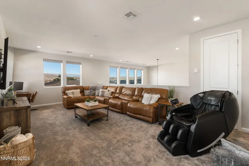 7516 Nautilus, Sparks, Nevada 89436, 4 Bedrooms Bedrooms, ,4 BathroomsBathrooms,Residential,Residential,Nautilus,0,260013328