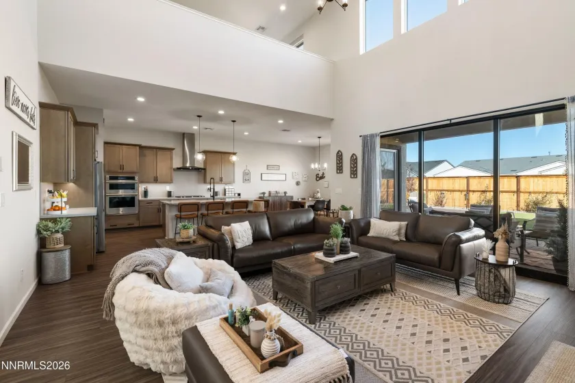 7516 Nautilus, Sparks, Nevada 89436, 4 Bedrooms Bedrooms, ,4 BathroomsBathrooms,Residential,Residential,Nautilus,0,260013328
