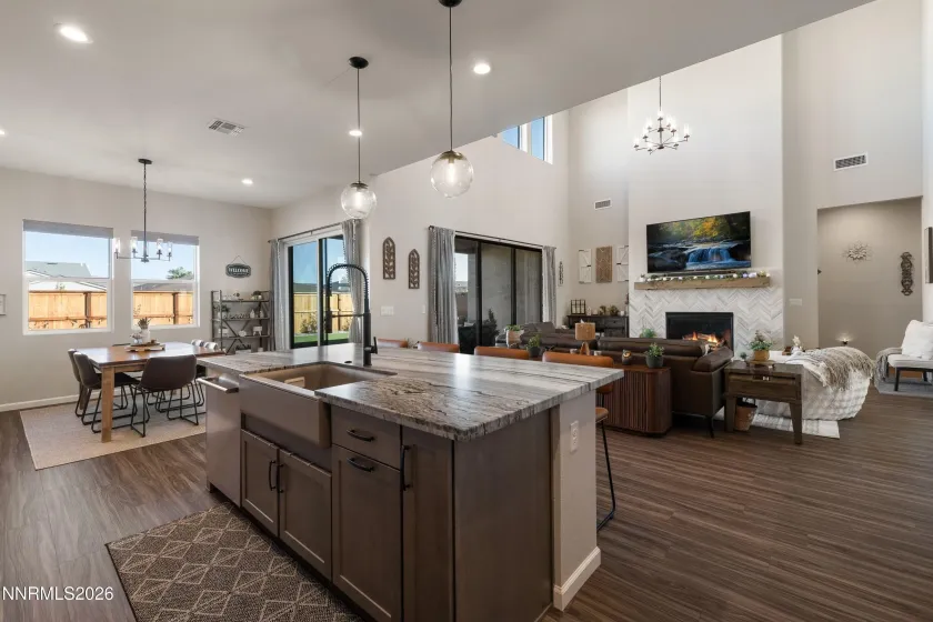 7516 Nautilus, Sparks, Nevada 89436, 4 Bedrooms Bedrooms, ,4 BathroomsBathrooms,Residential,Residential,Nautilus,0,260013328