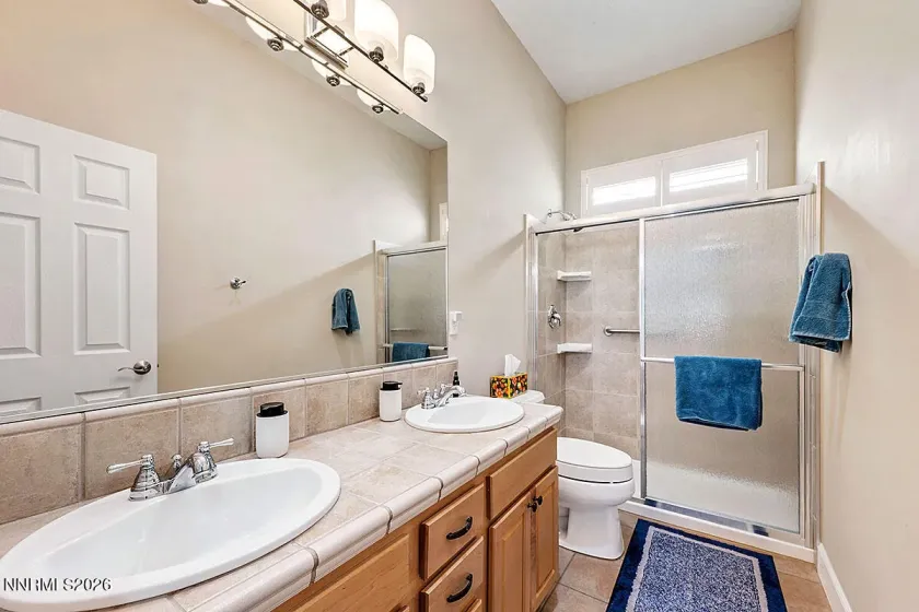 6533 Black Hills, Sparks, Nevada 89436, 4 Bedrooms Bedrooms, ,2 BathroomsBathrooms,Residential,Residential,Black Hills,0,260013333